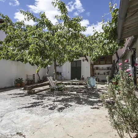 Guest house La Traperia Hostal - Pension Con Encanto