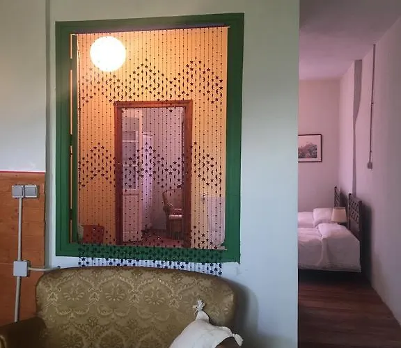 Guest house La Traperia Hostal - Pension Con Encanto 3*